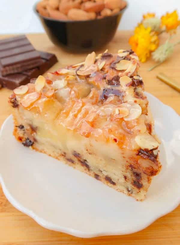 Gâteau moelleux aux poires, amandes et pépites de chocolat {vegan}