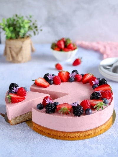 Gâteau à la mousse de fraises {vegan}