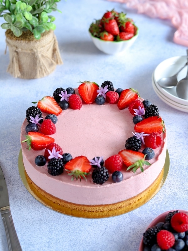 Gâteau à la mousse de fraises {vegan}